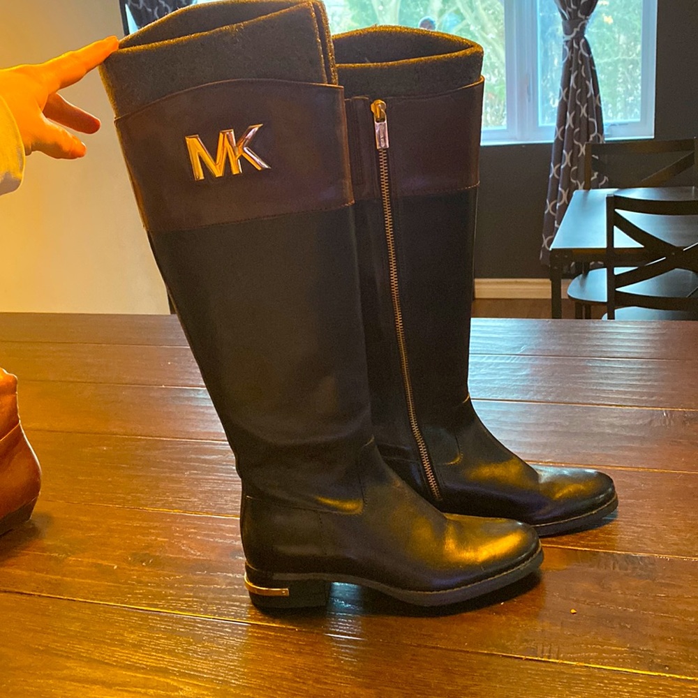Michael Kors boots. Size 6.